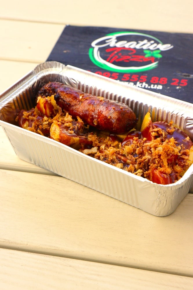 Картопля по селянські з ковбаскою