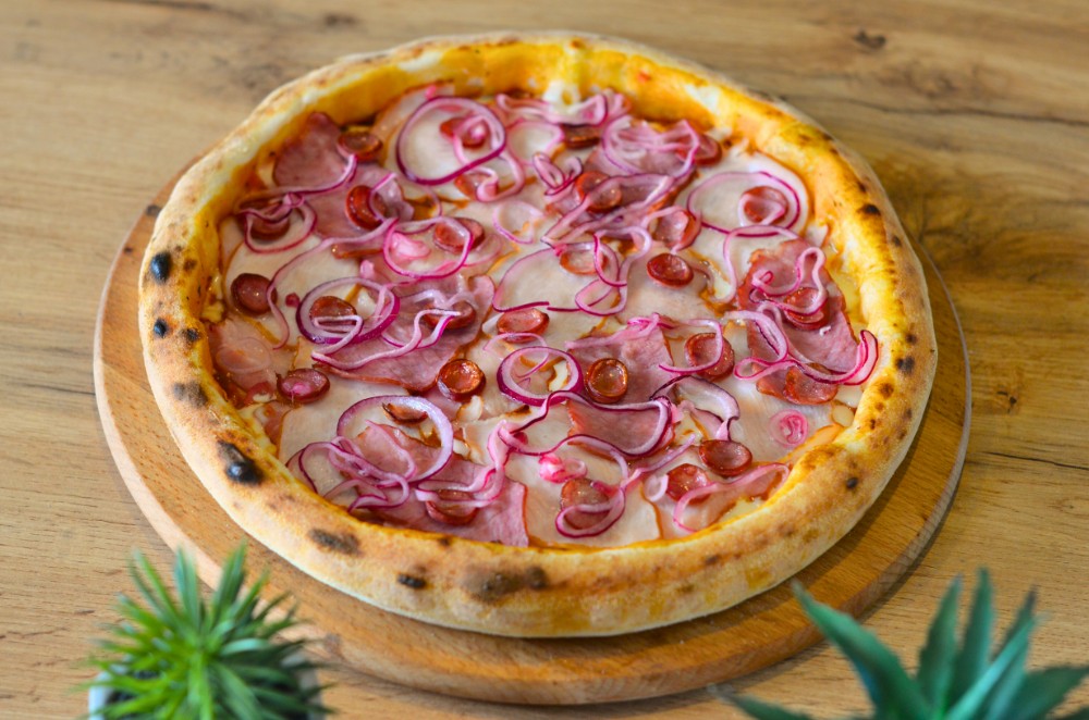 Піца "Чотири М'яса"