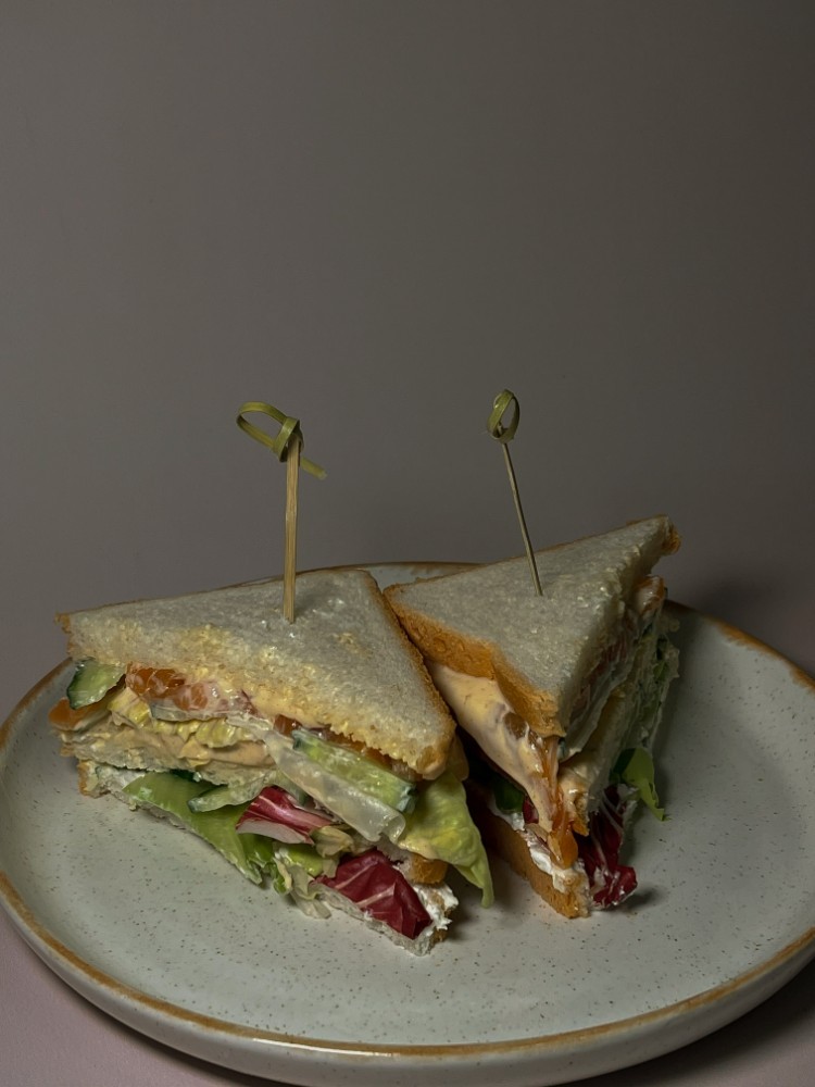 1/2 Сендвіча з лососем 