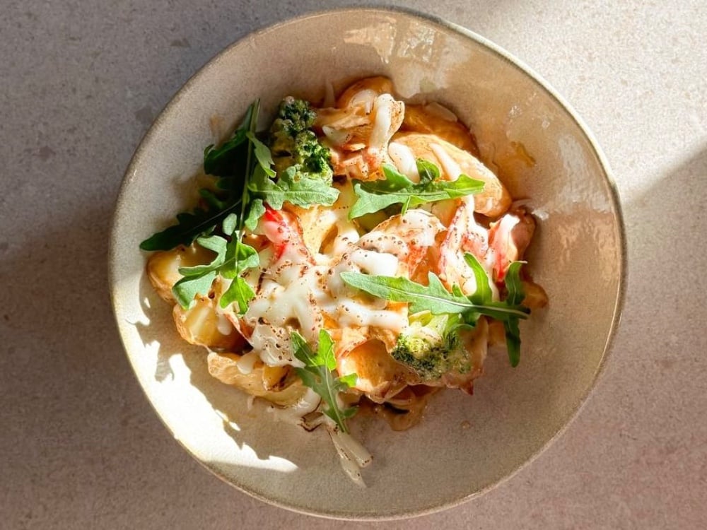Бараболя з куркою та овочами