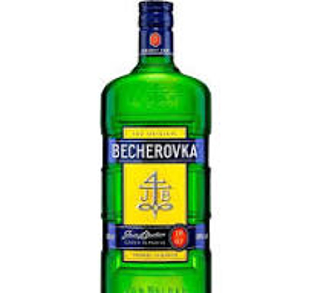 Лікерна настоянка Becherovka