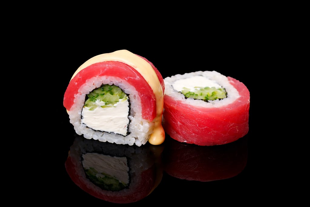 Філадельфія з тунцем БІГ 8 шм. (330 грамів)