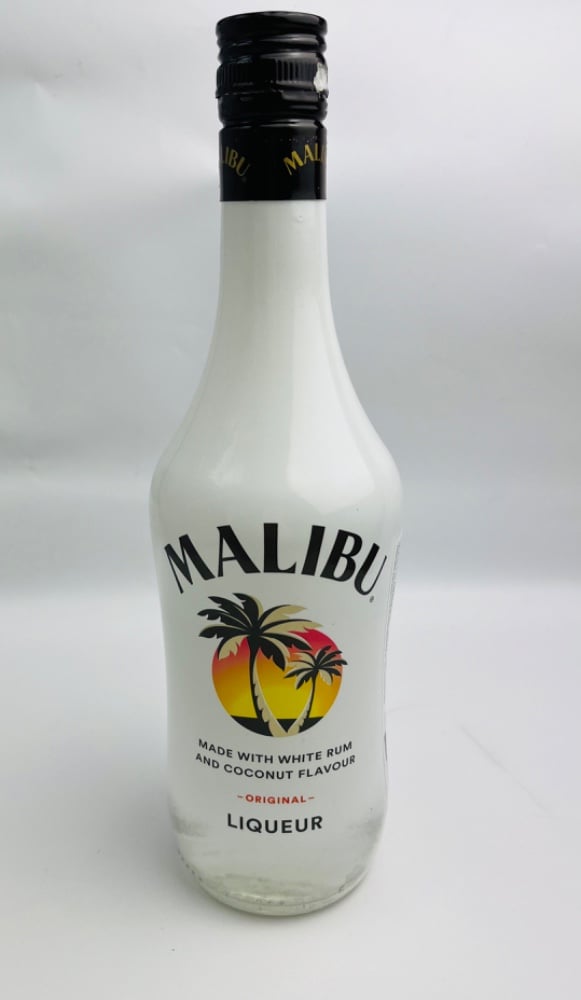 Лікер Malibu ( Малібу)
