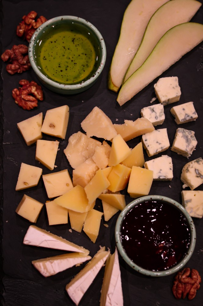 Сирна тарілка_Formaggi della Cassa