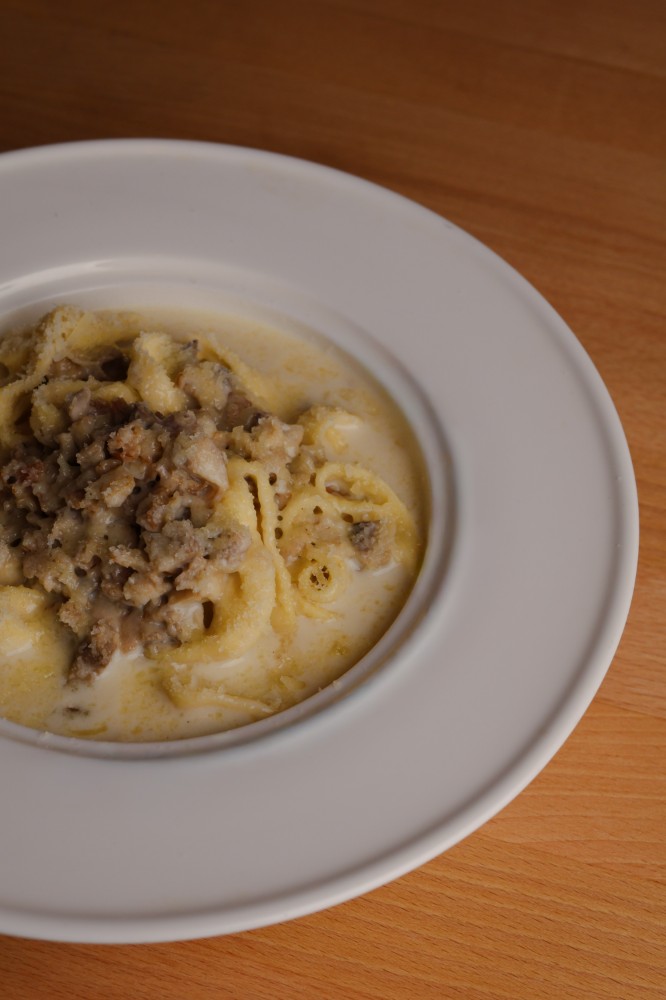 Pasta della Strada (Паста з печерицями та беконом)