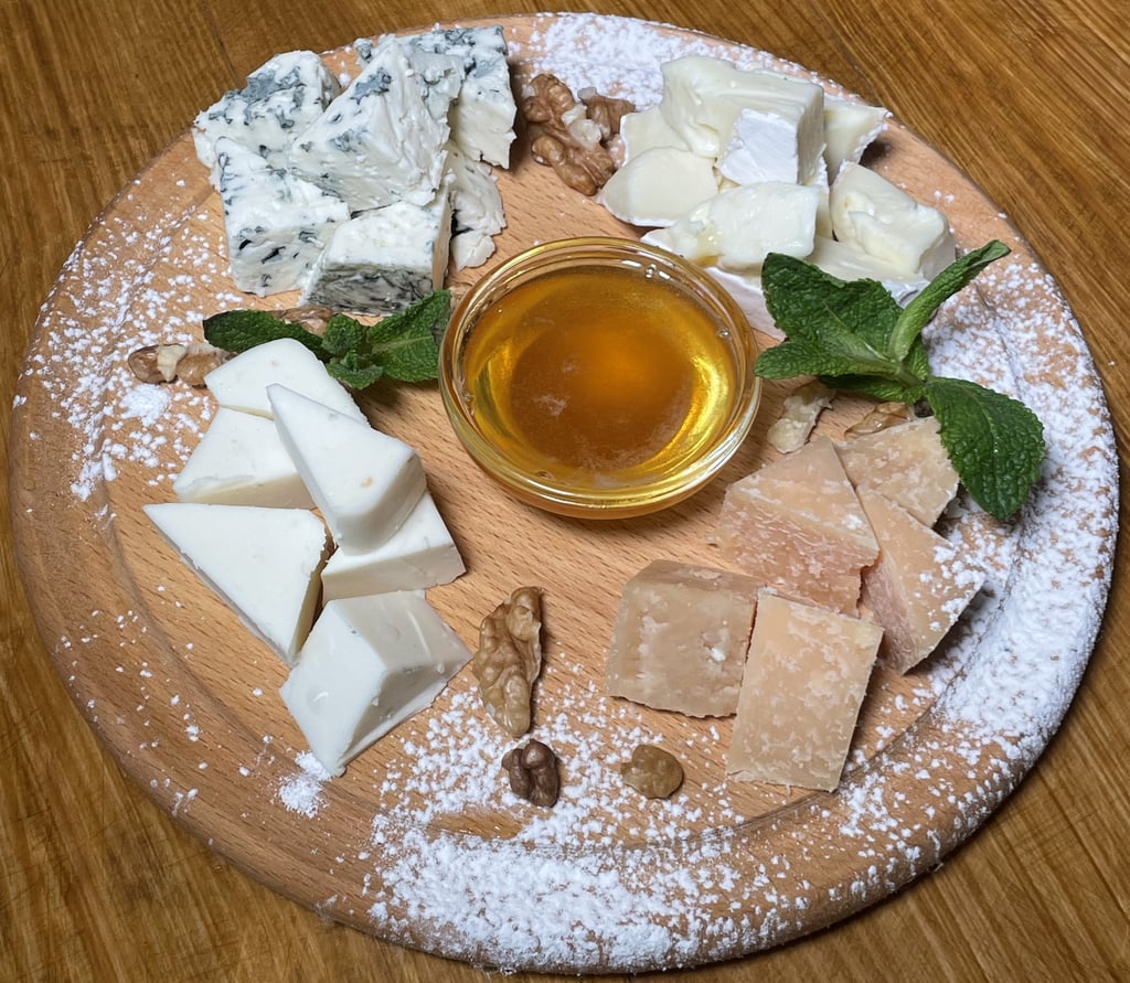 Сирне асорті