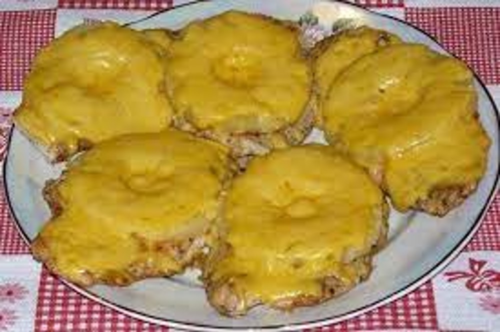 М'ясо по-європейські-Ананас