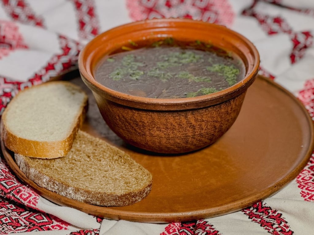 Грибна юшка по-карпатськи