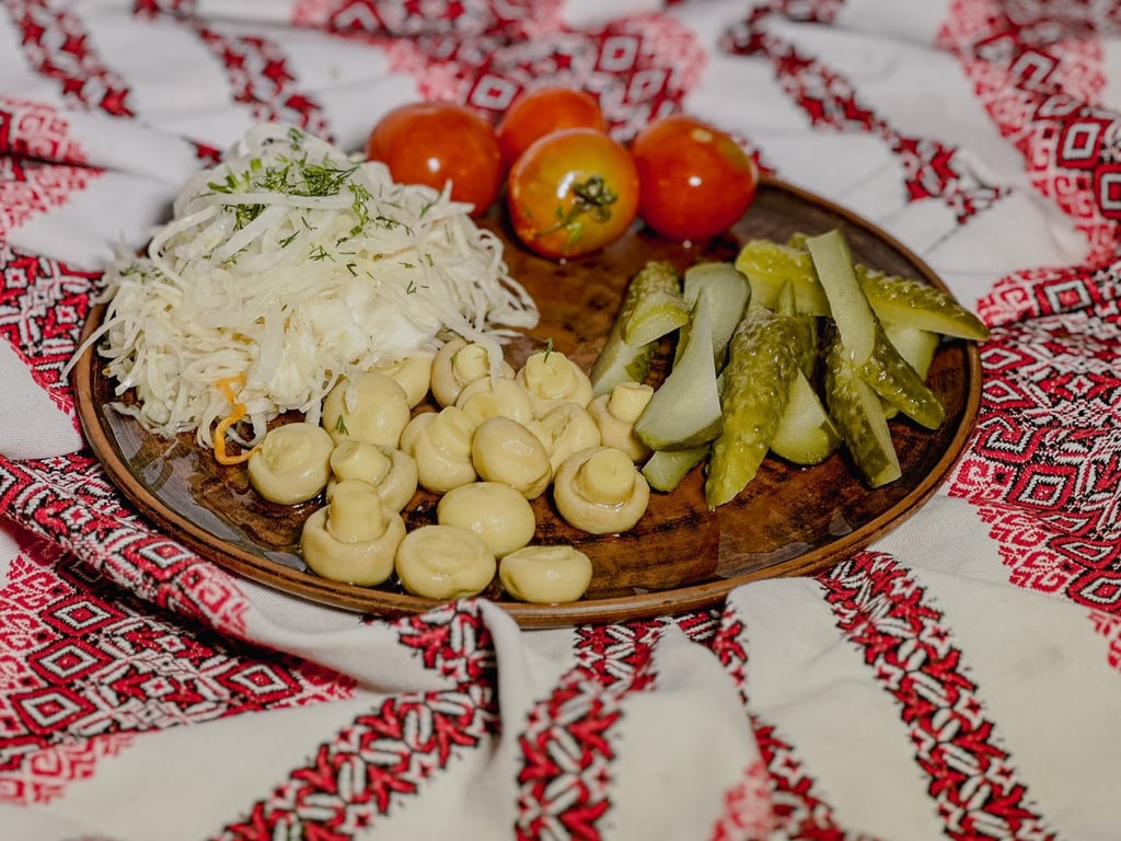 Соління з бочки