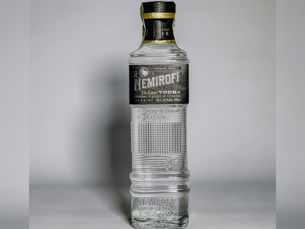 Nemiroff De Luxe