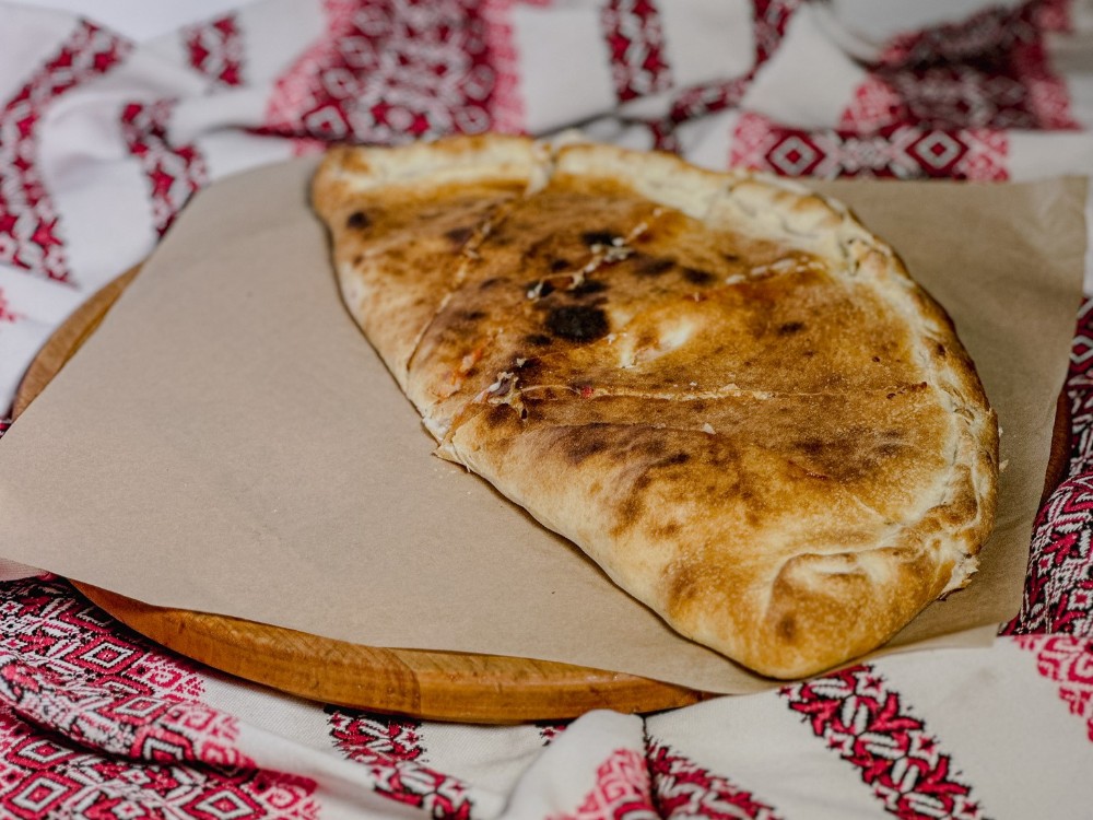 Піца Кальцоне з куркою з собою