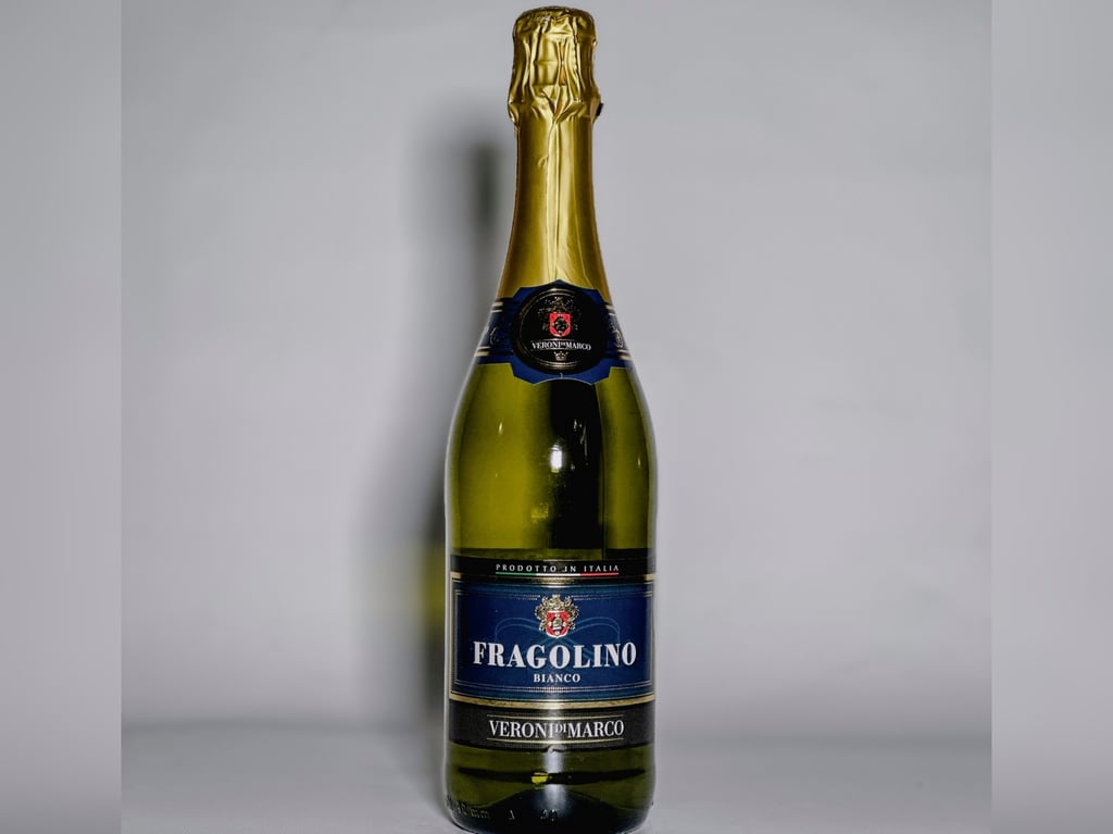 Шампанське Fragolino Veroni di Marco