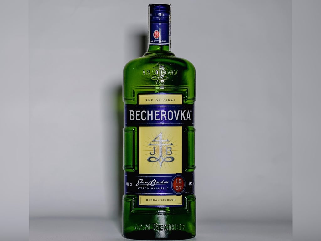 Becherovka 50г
