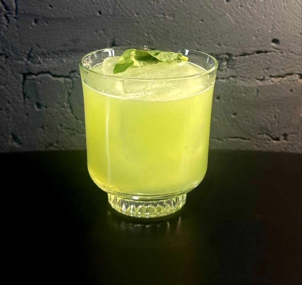 Коктейль Basil Smash 