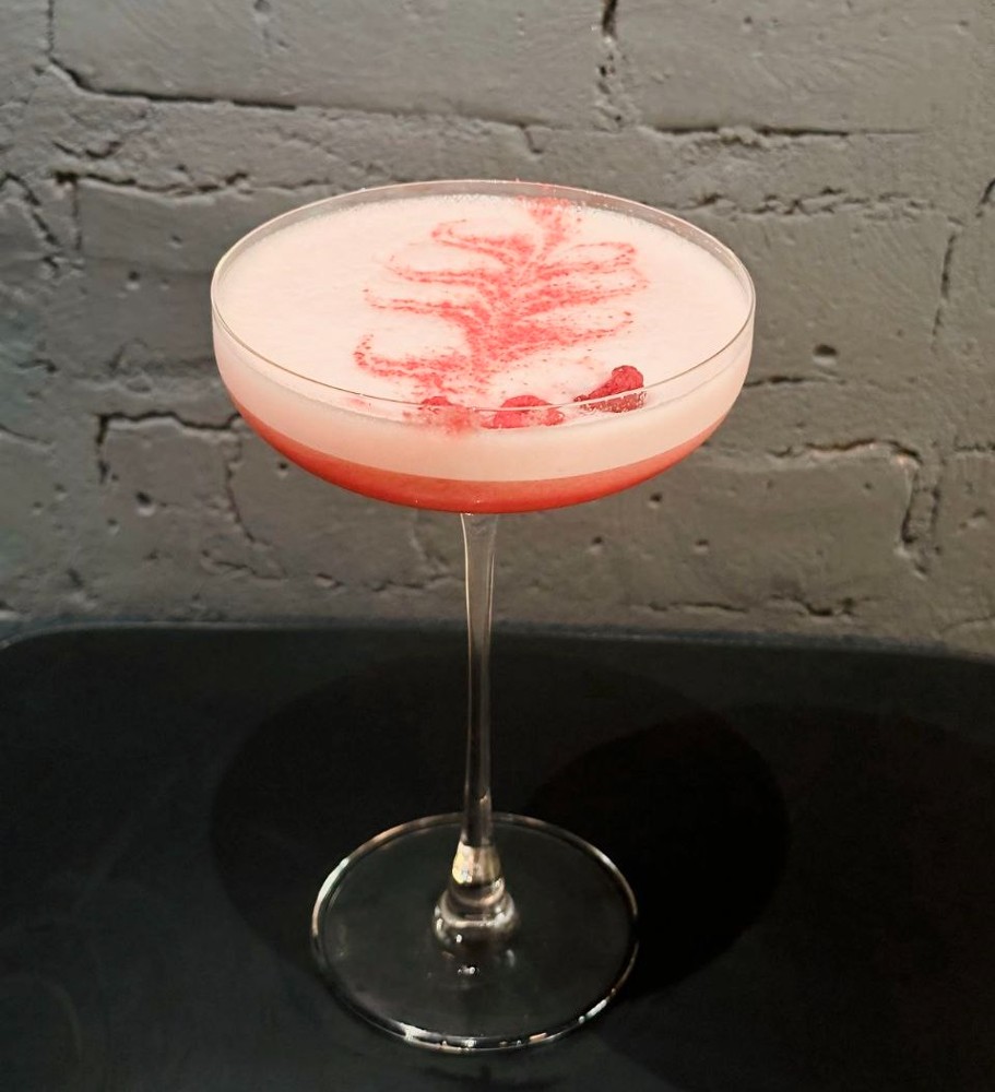 Коктейль Clover Club
