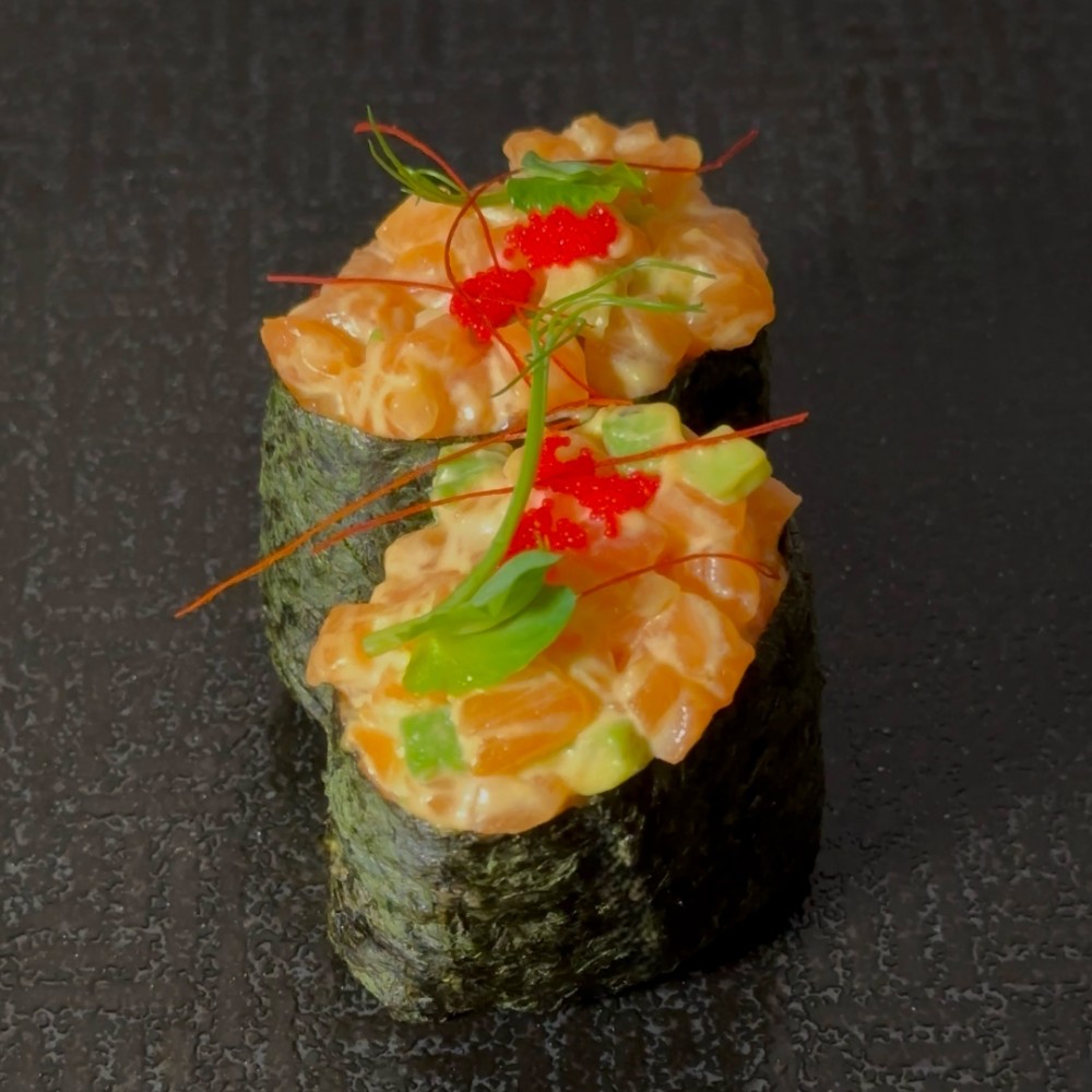 Гункани з лососем 112г