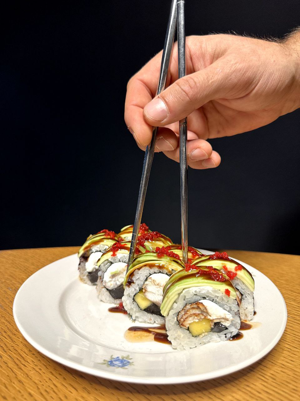 Рол з авокадо вугрем та манго 340г