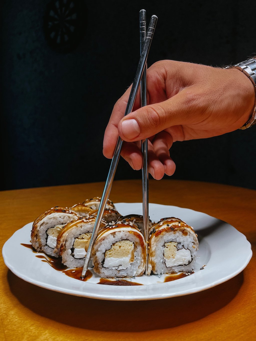 Філадельфія з вугрем та омлетом тамаго 340г