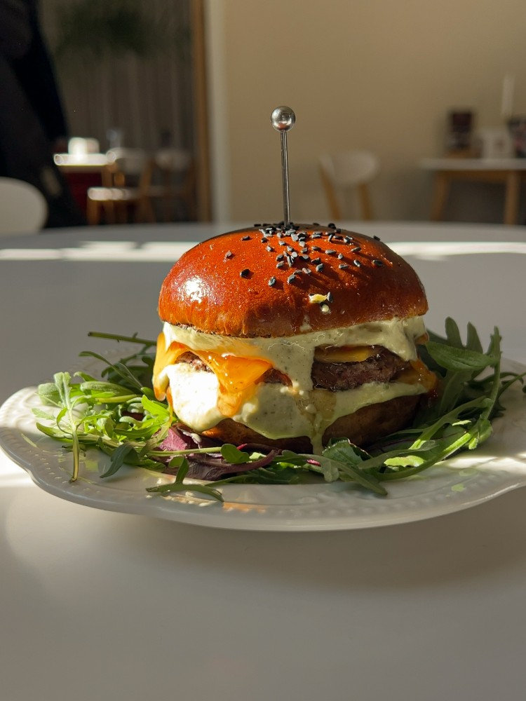 Бургер березня 300г