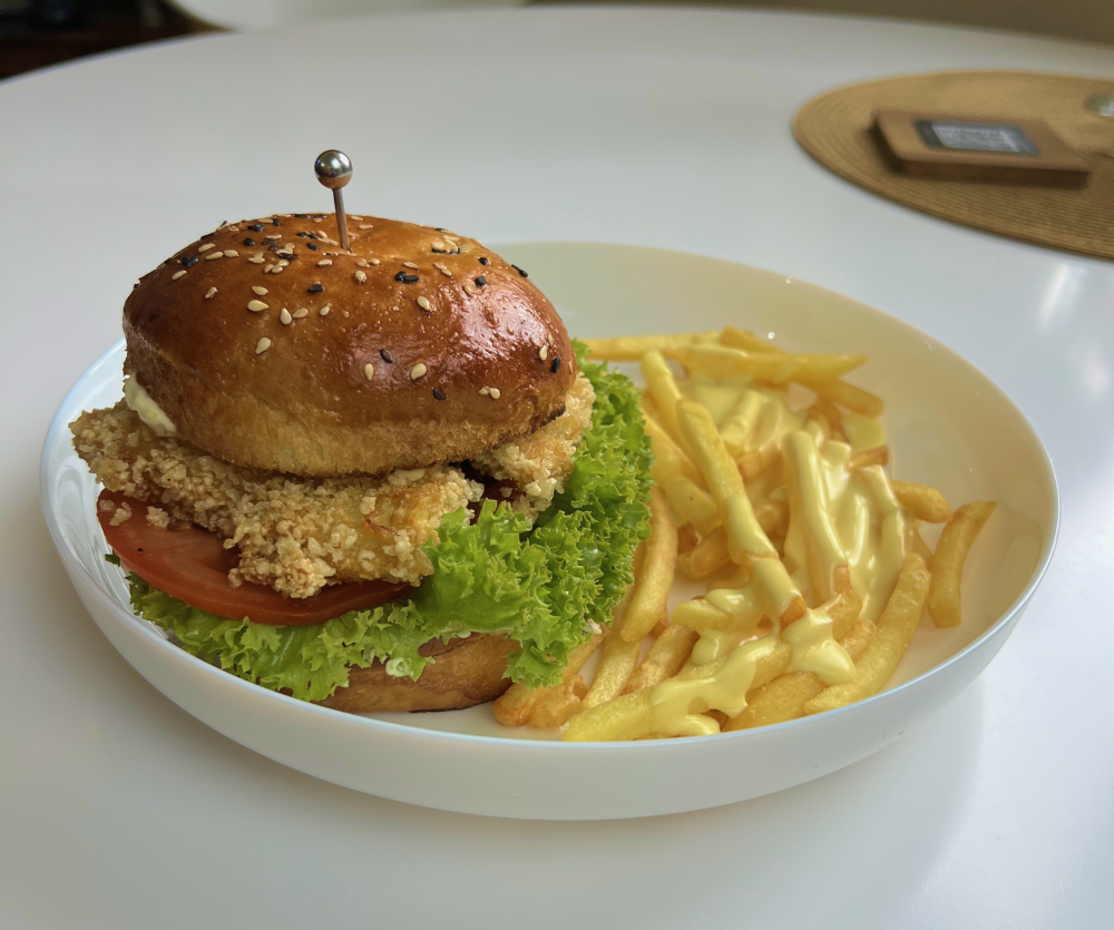 Бургер з курячими стріпсами 300г