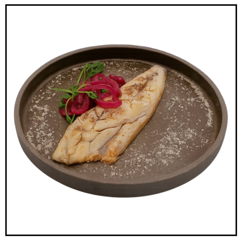 Запечене філе скумбрії з маринованою цибулею 