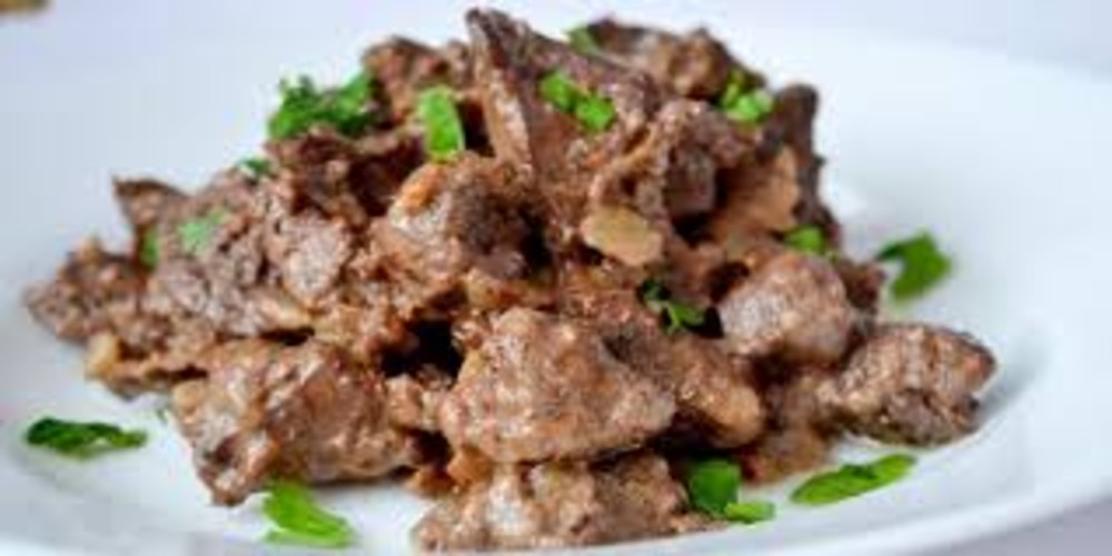 Печінка куряча тушкована