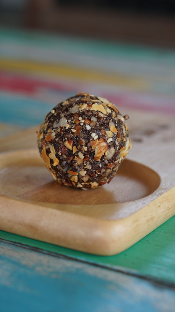 Protein ball