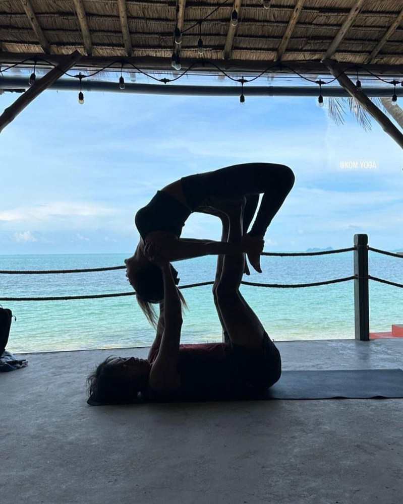 1 YOGA PT
