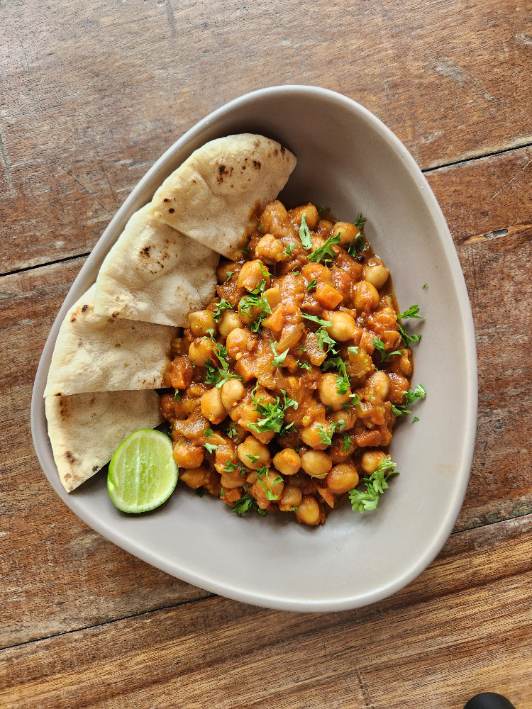food_Moroccan chickpea stew 