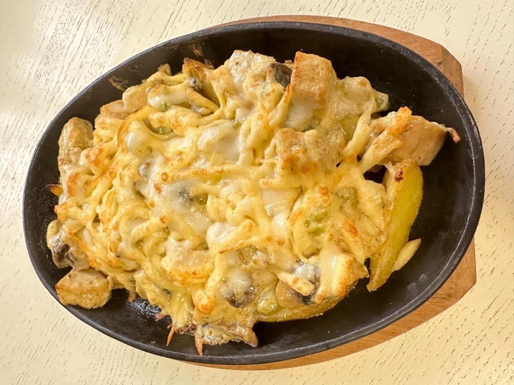 Сковорідка з курячим мʼясом