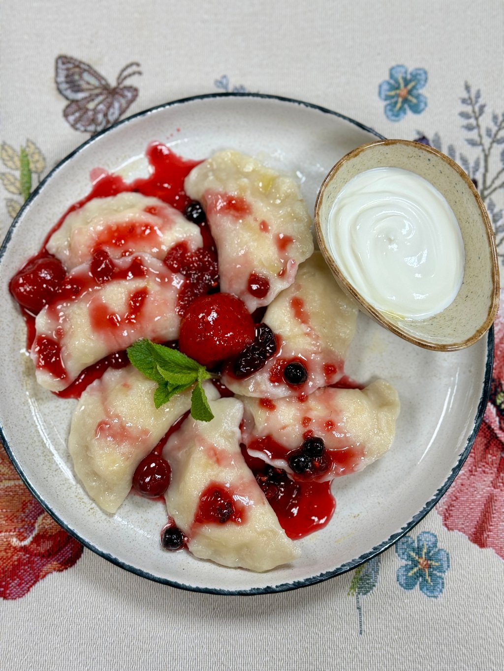 Вареники з солодким сиром
