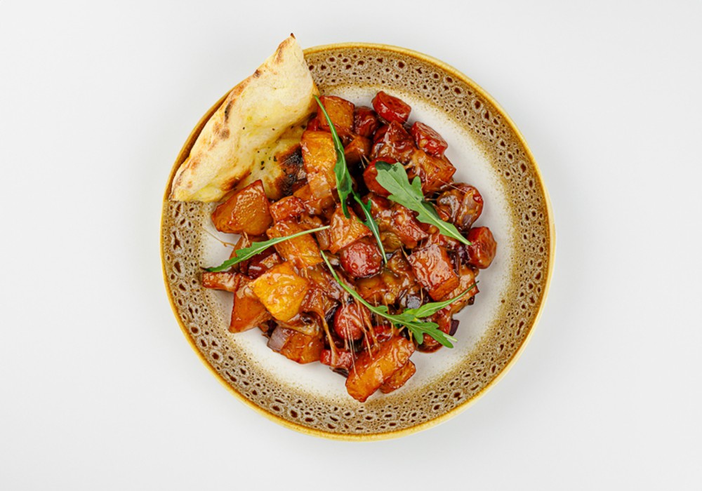 Сковорідка з ковбасками