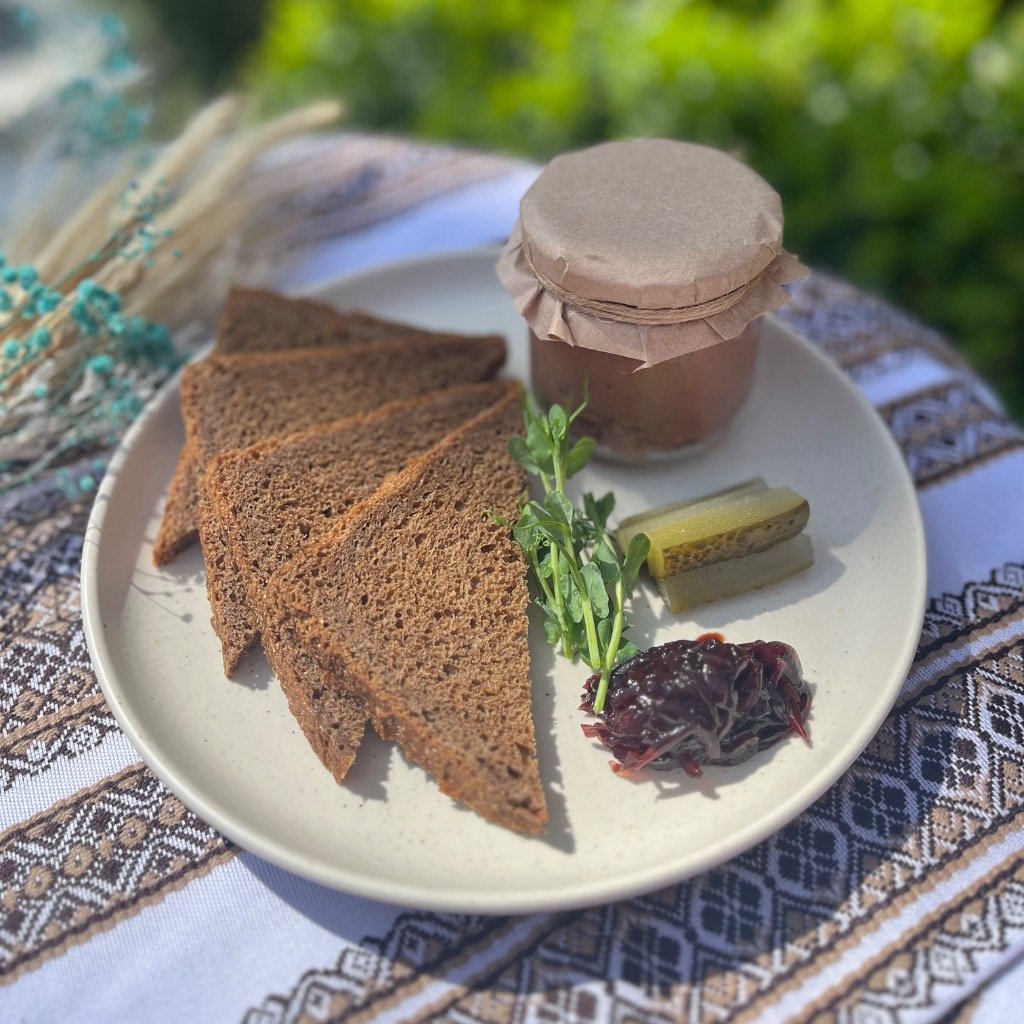 Ніжний паштет із курячої печінки (Tender chiken liver pate)
