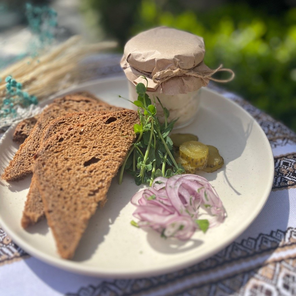 Сало в баночці (Grated lard)