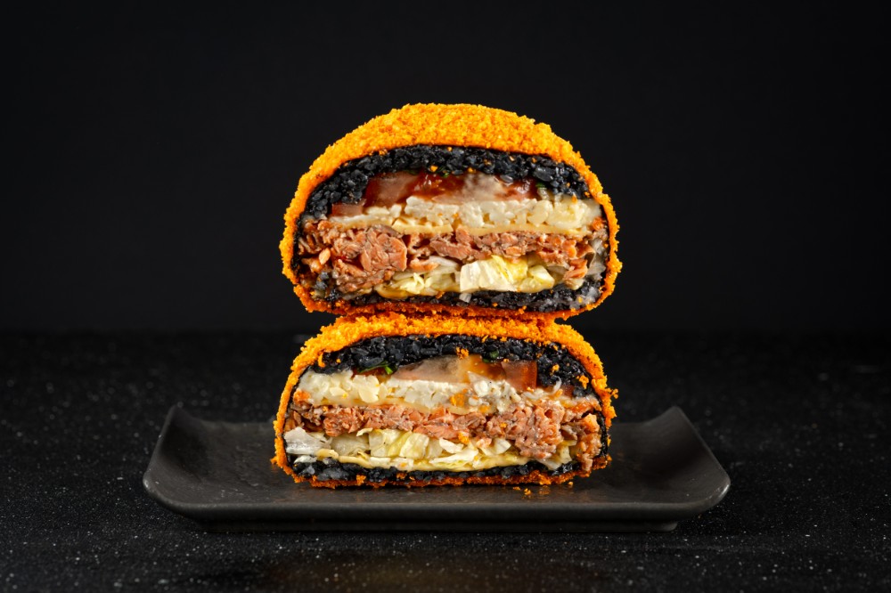 Суші-бургер з лососем гриль