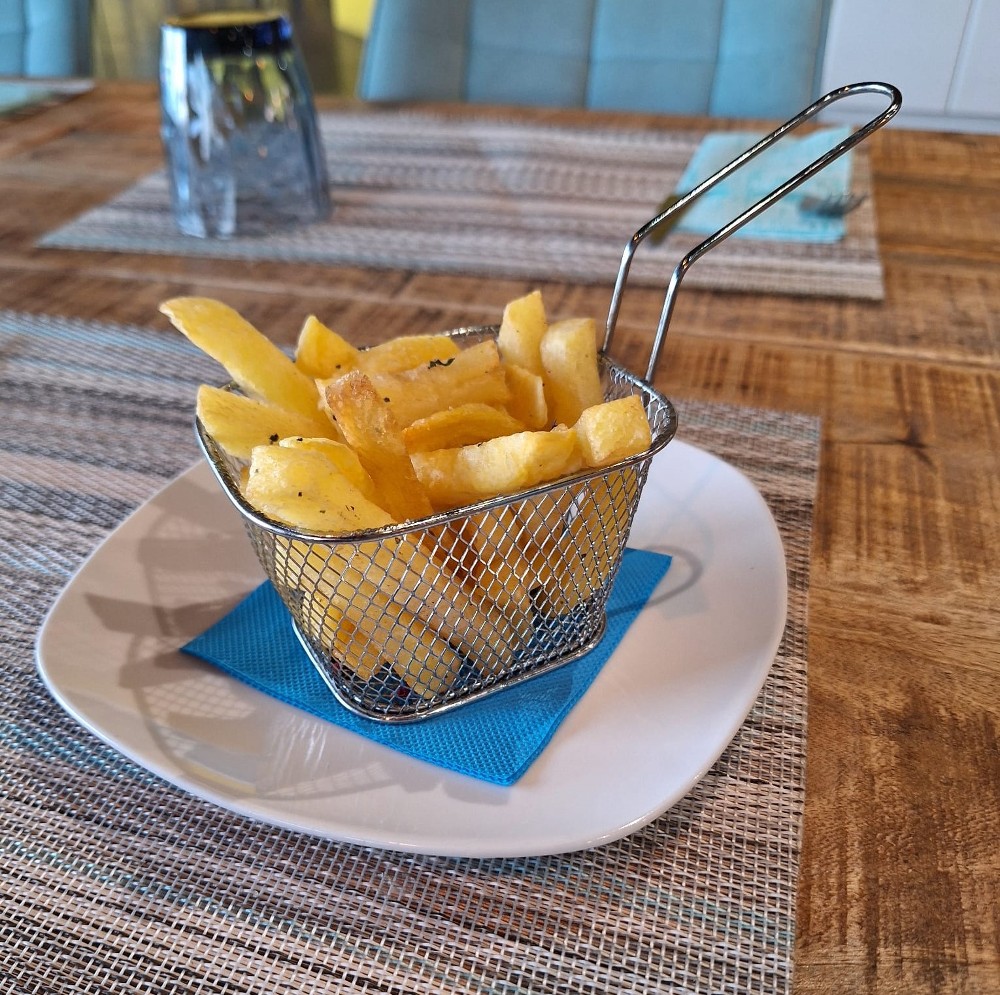 Patatas Fritas / Fries (shareable size)