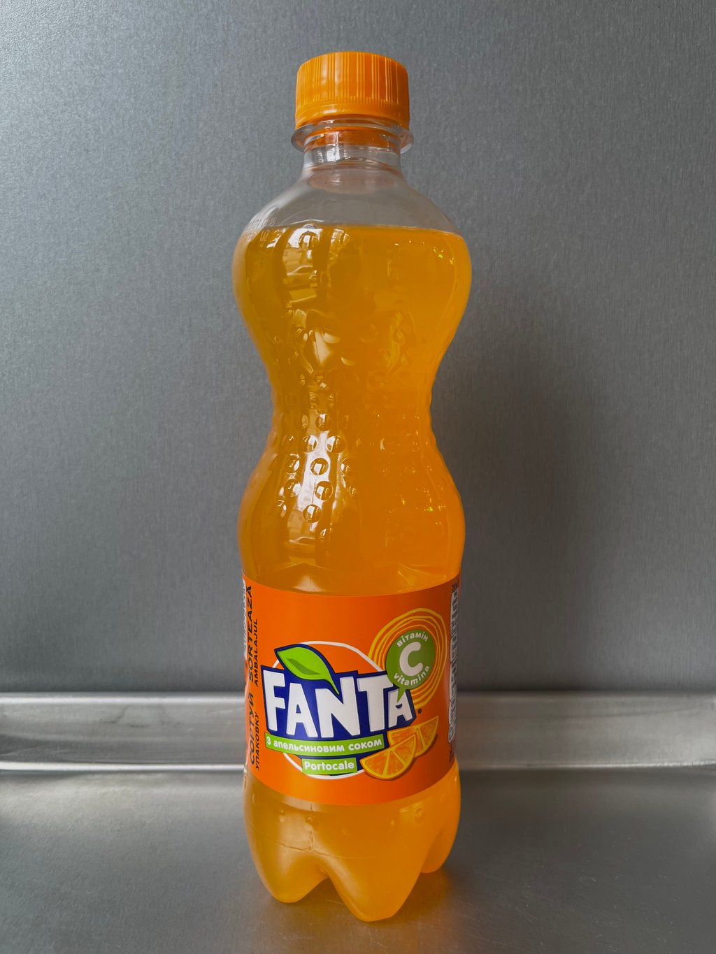 Напій Fanta 0.5 л.