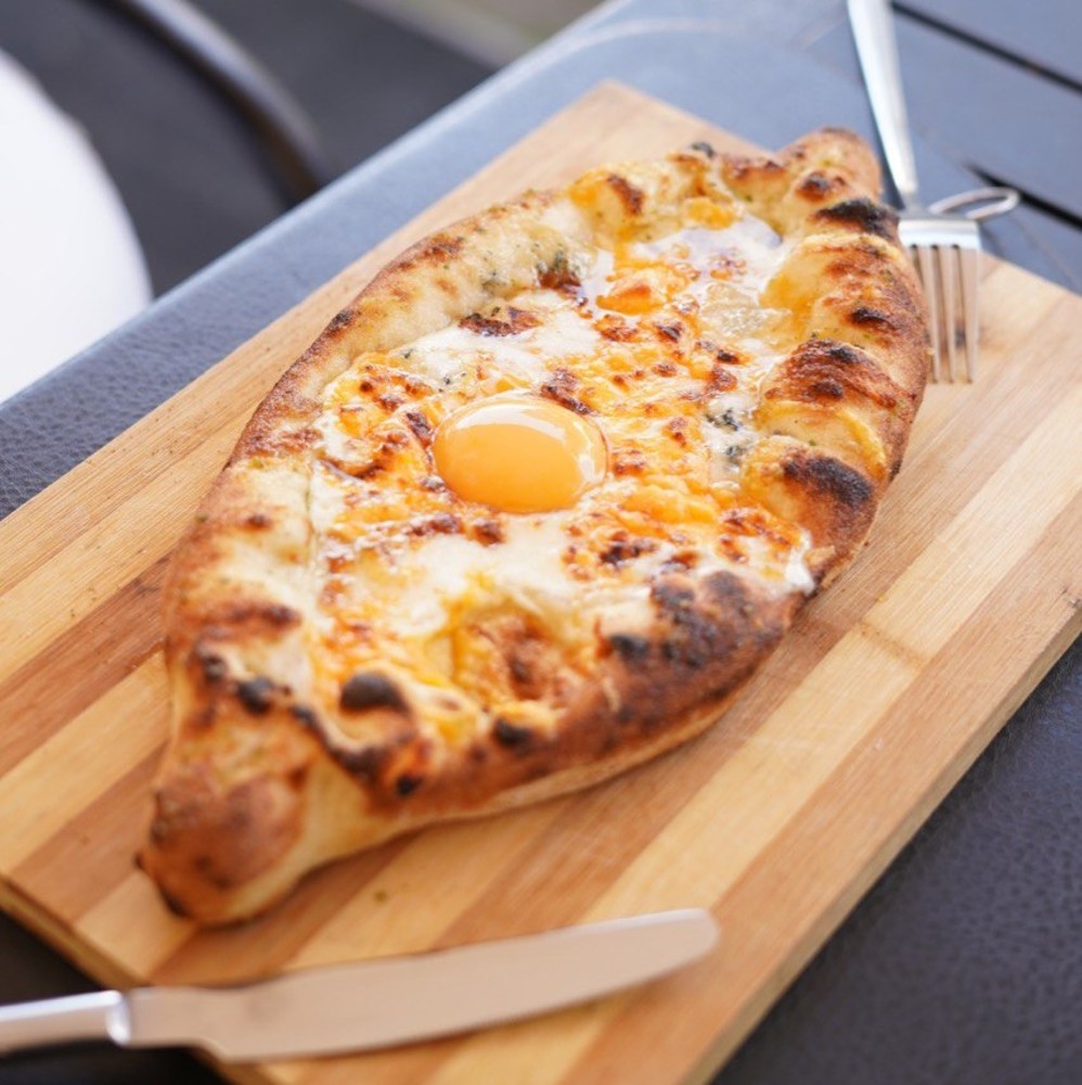 Хачапурі 4 сири Глово