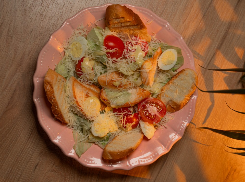 САЛАТ ЦЕЗАР З КУРКОЮ