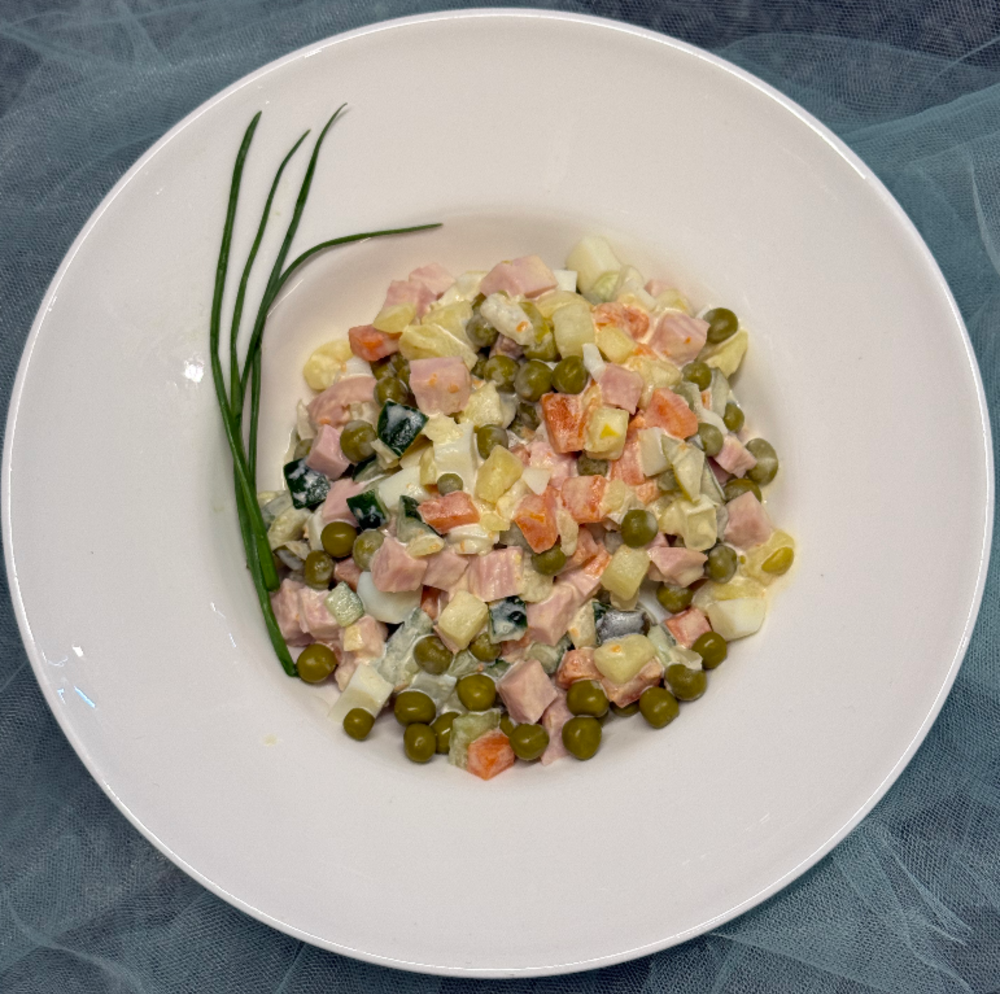 САЛАТ ОЛІВ'Є