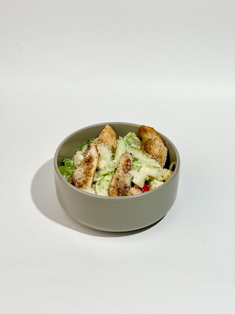 Caesar salad with chicken