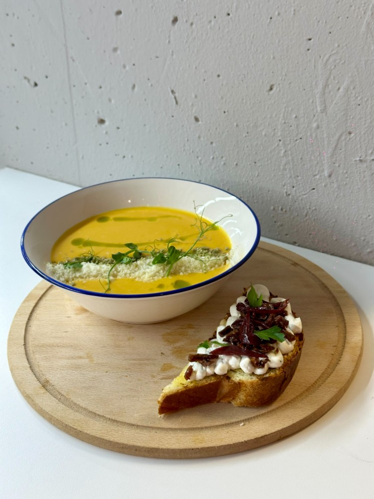 Pumpkin cream soup