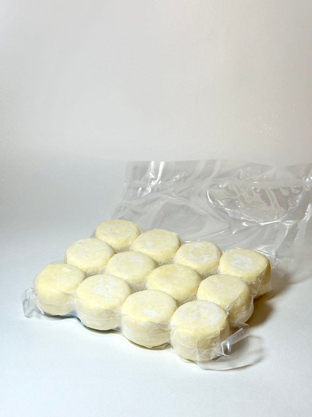 Syrniki (cottage cheese pancakes, semifinished)