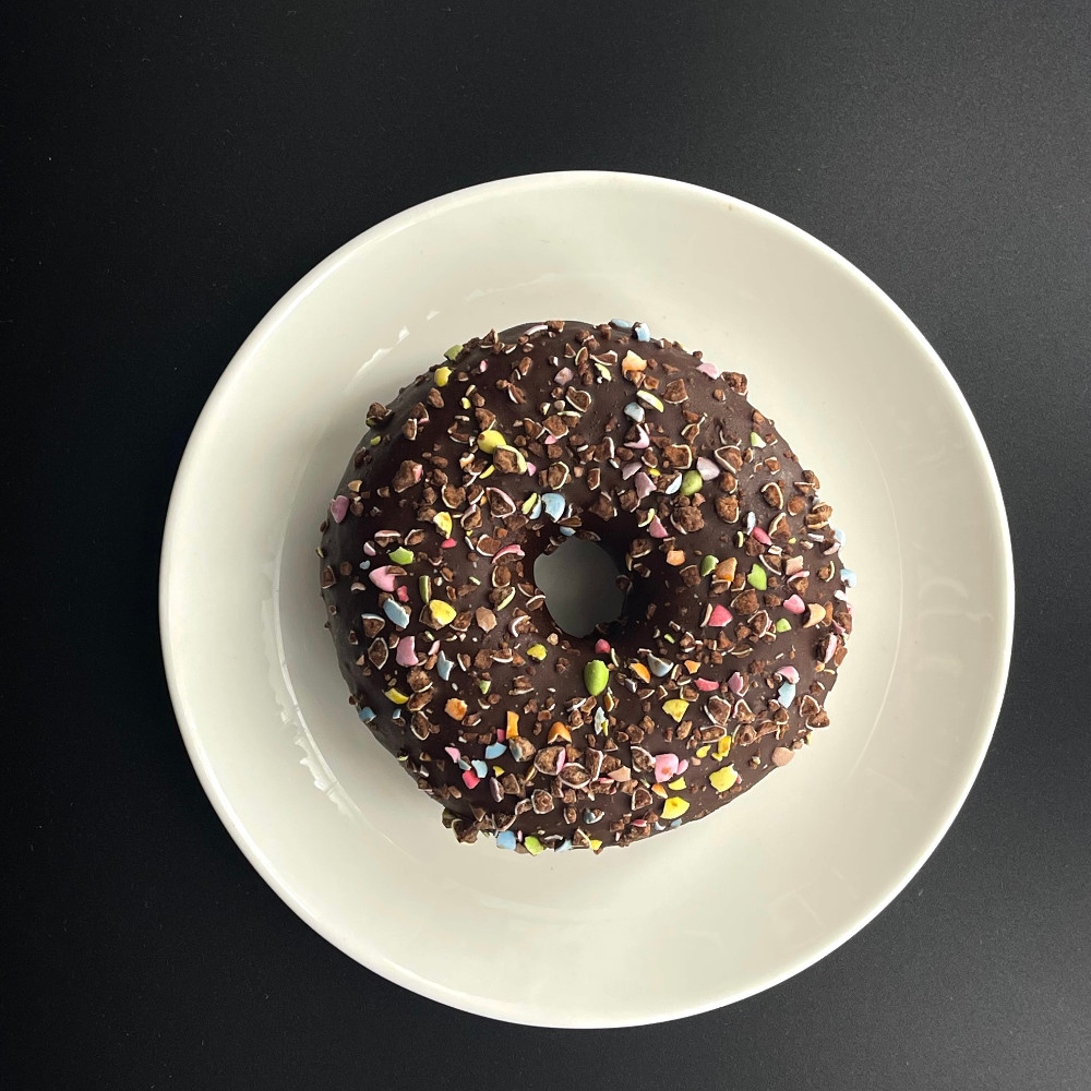 Пончик (DONUT) в асортименті