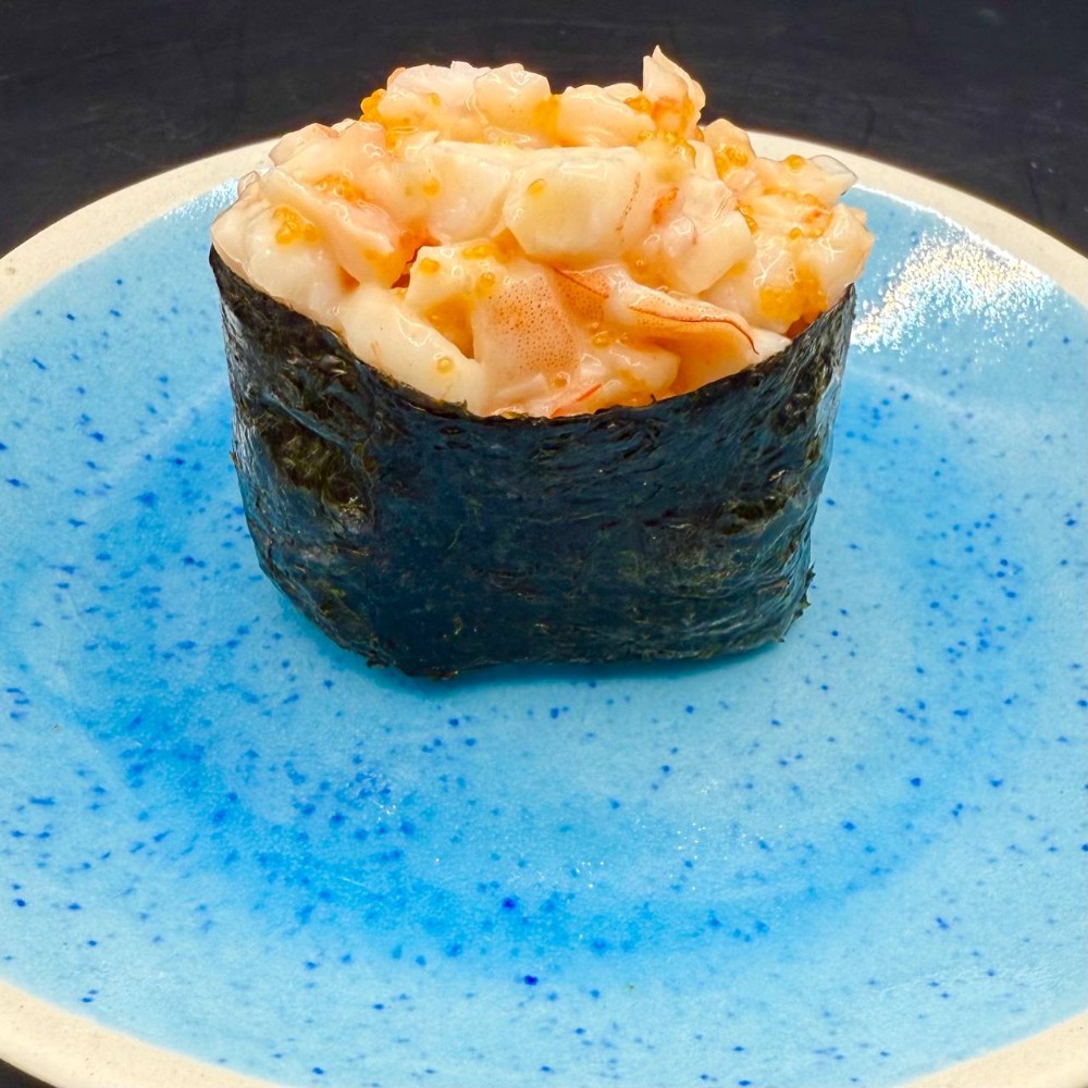 Гункан з креветкою