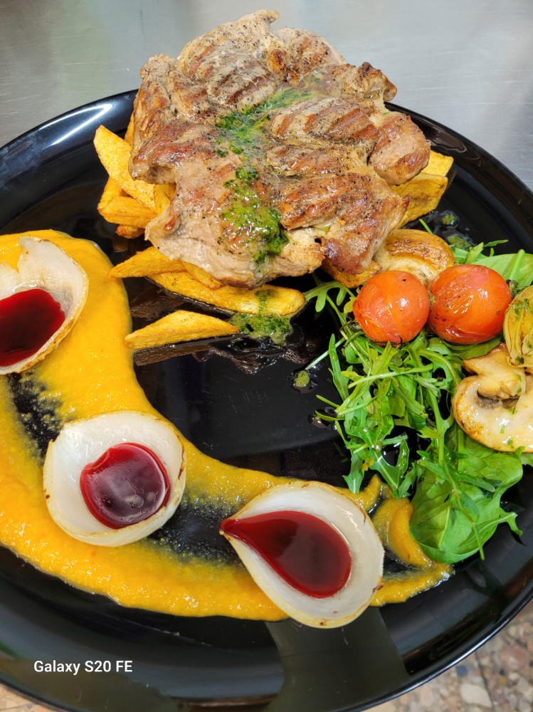 Стейк із свинини