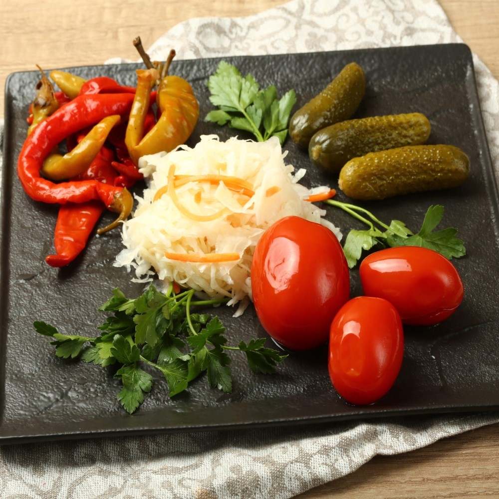 Сет із солених овочів