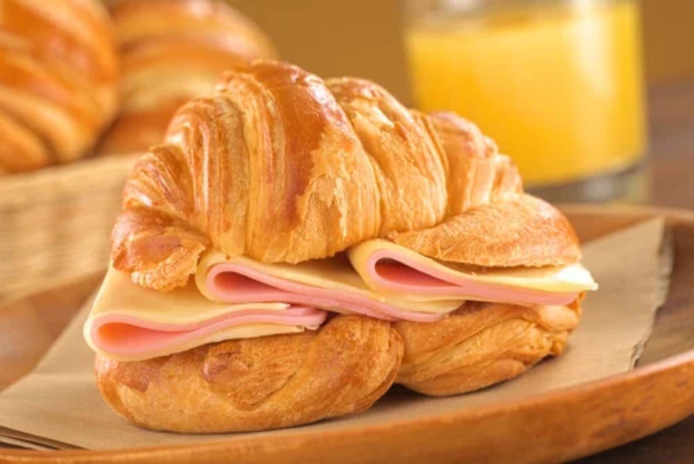 Croissant Jamon & Queso