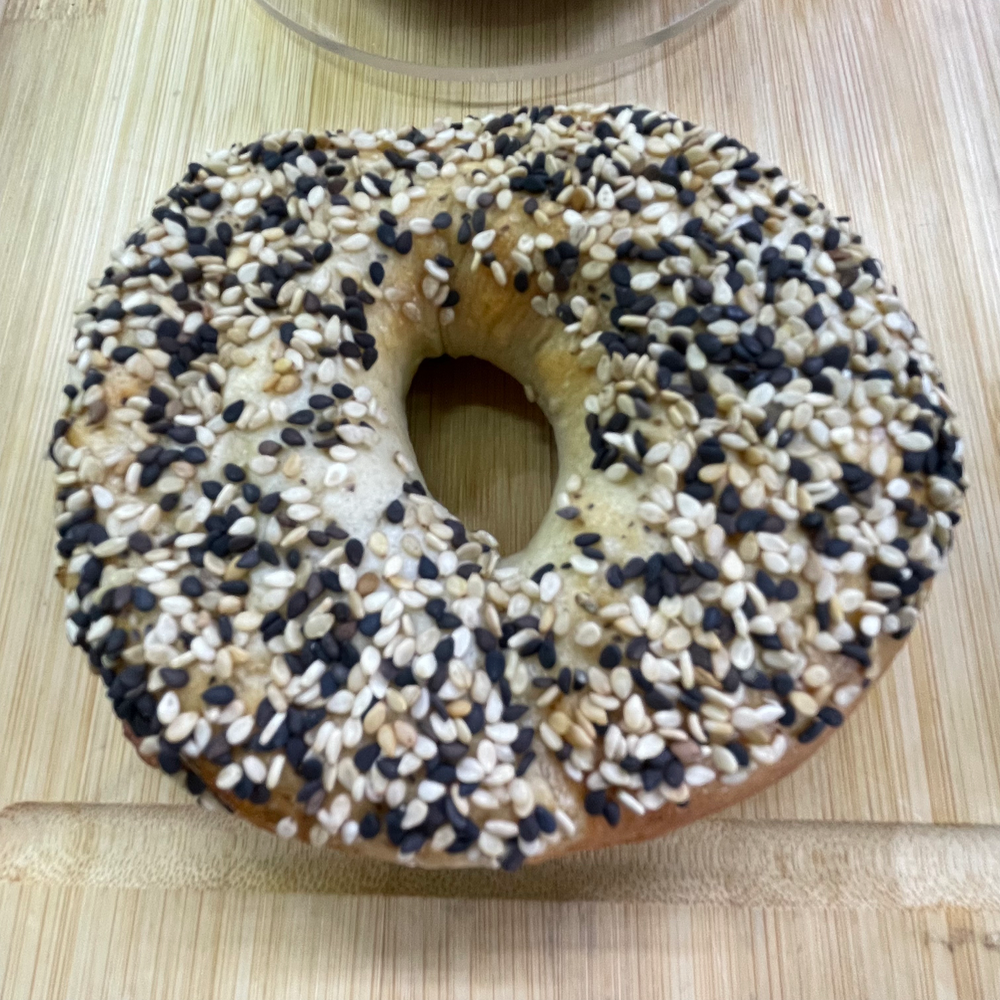 BAGEL AJONJOLÍ