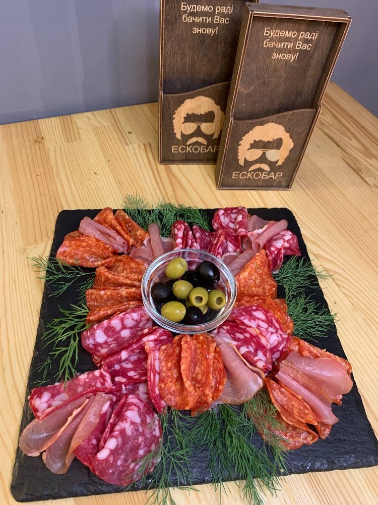 М'ясна тарілка